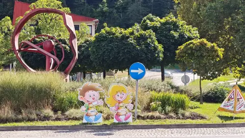 Na Ravnah župan tudi letos obdaril prvošolce