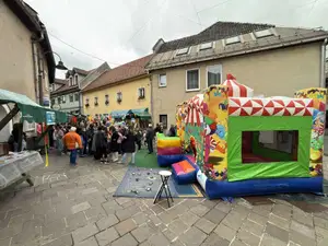 Teden otroka bodo na Ravnah obeležili s kuhanjem rpičevega zosa in otroškim veseljem