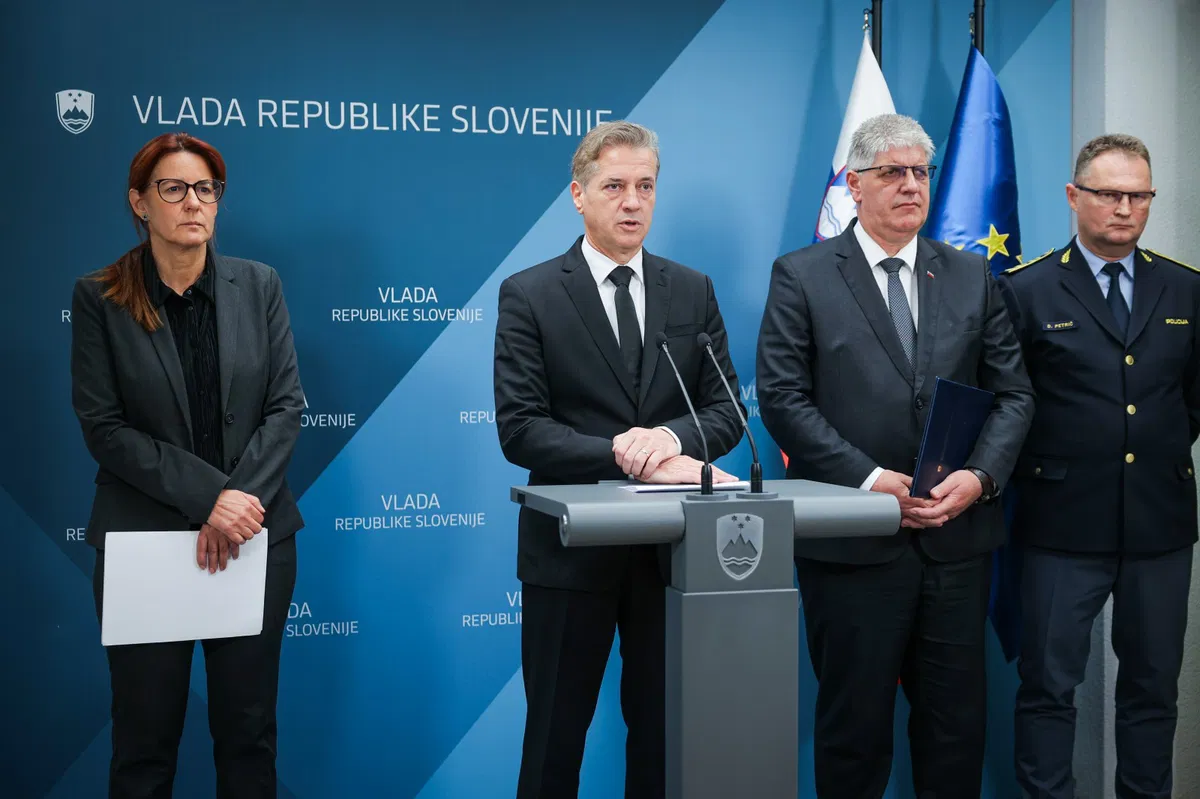 Opozicija odgovornost za zatajitev državnega aparata pripisuje premierju Golobu