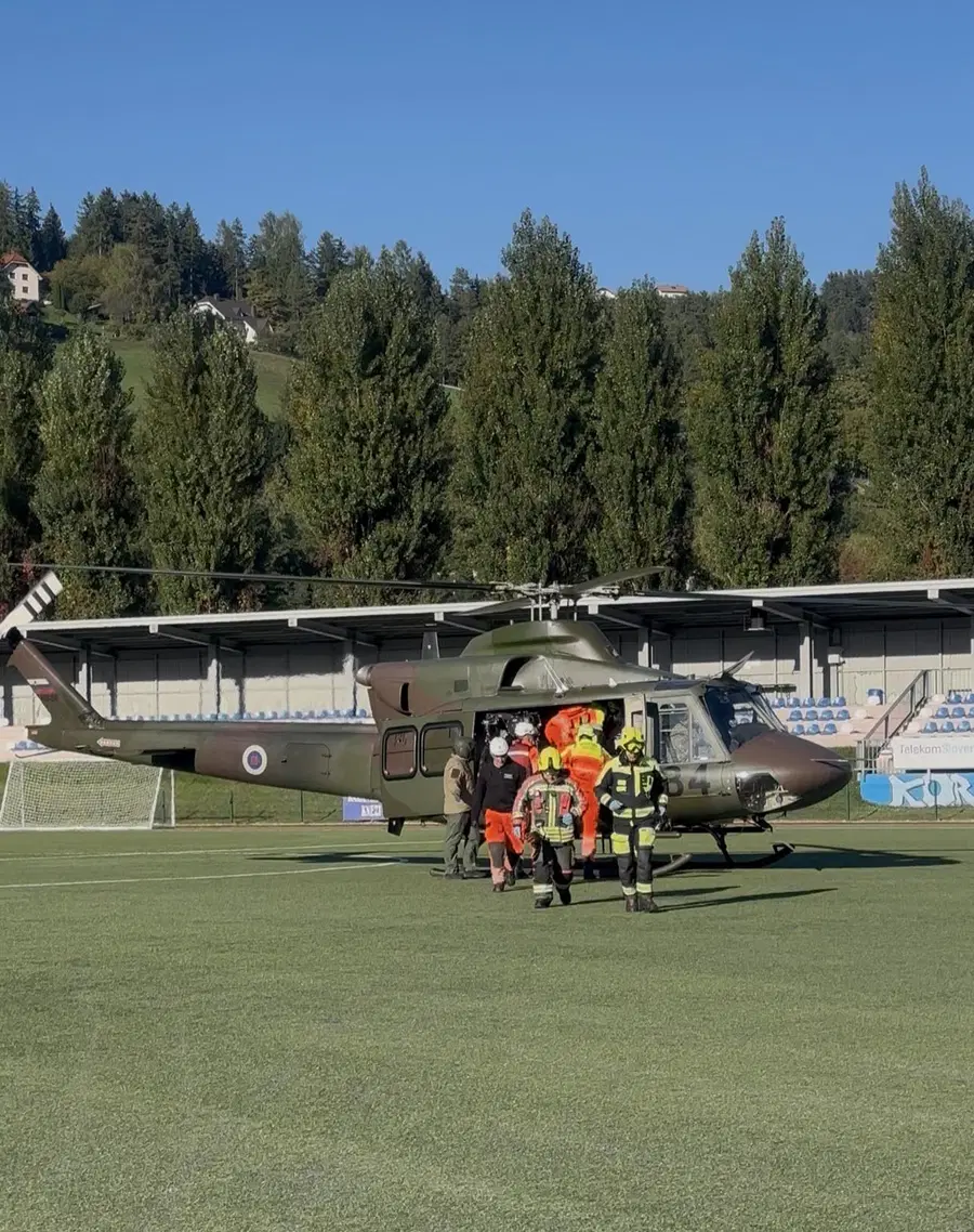 Gasilci PGD Prevalje opozarjajo: V primeru pristanka helikopterja se mestu pristanka ne približujte