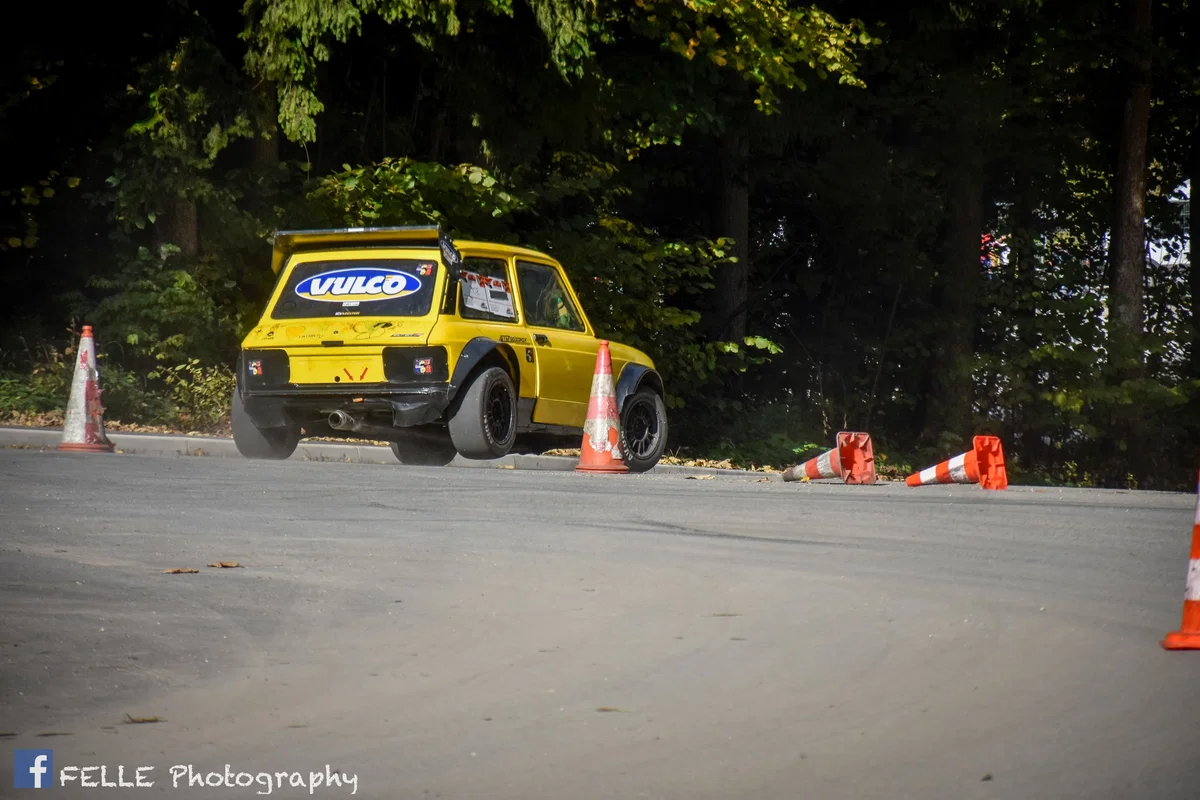 VIDEO IN FOTO: Bencin, adrenalin in škripanje gum navdušili na Avto slalomu Ivarčko 2025