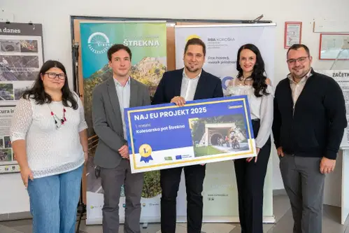FOTO: Štrekna ponosni prejemnik plakete za naziv Naj EU projekt 2025