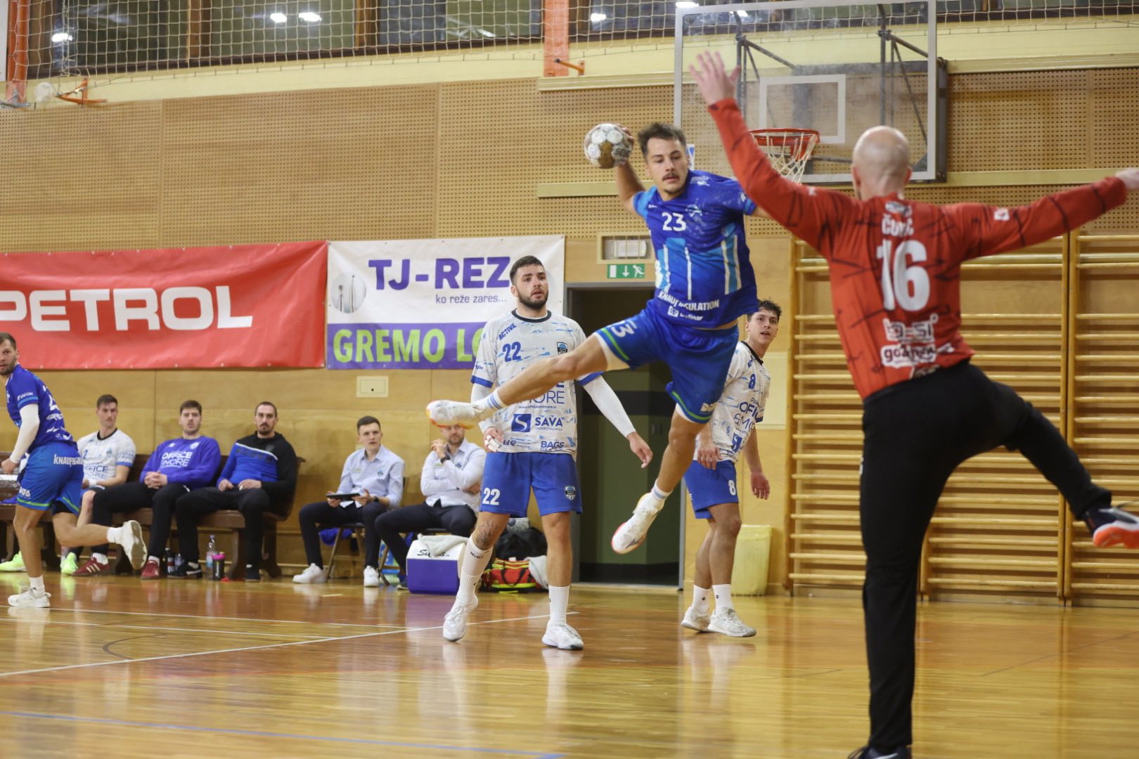 Rokomet: RK Slovenj Gradec se domov vračajo z novo zmago