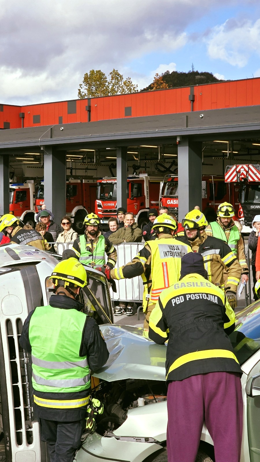 (FOTO) Koroški gasilci na tekmovanju GEŠP posegli po najvišjih mestih