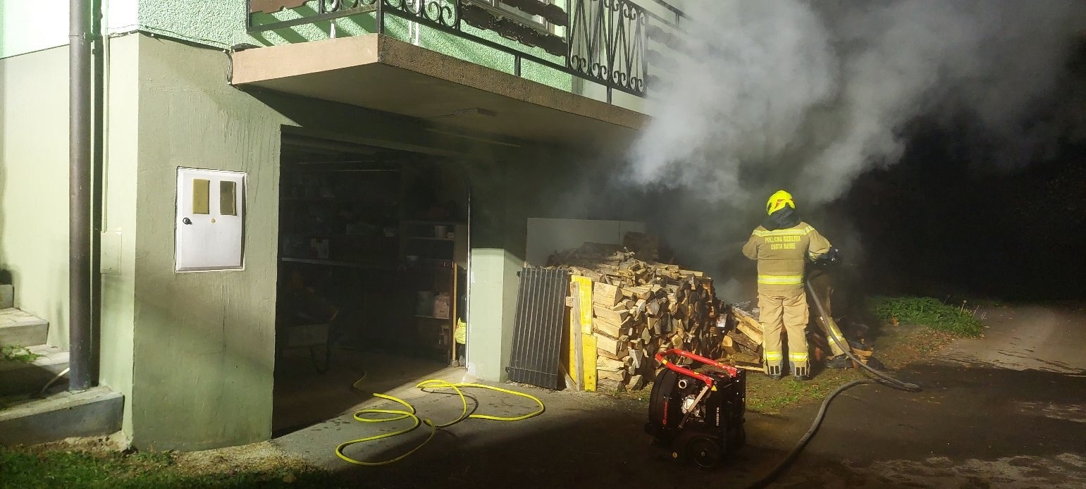 Sinoči zagorelo v kurilnici stanovanjskega objekta na Zelen Bregu