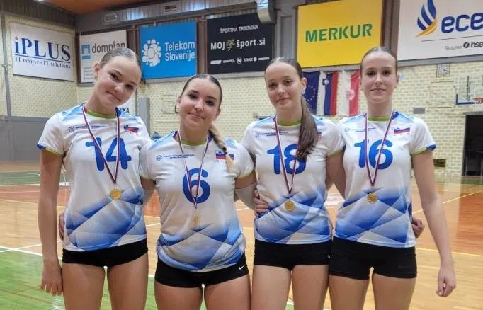 Korošice zastopale regijo na turnirju regij in osvojile naslov državnih prvakinj