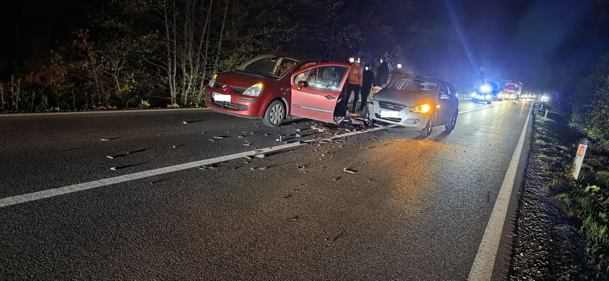 Previdno: Prišlo je do prometne nesreče v Mislinjski Dobravi