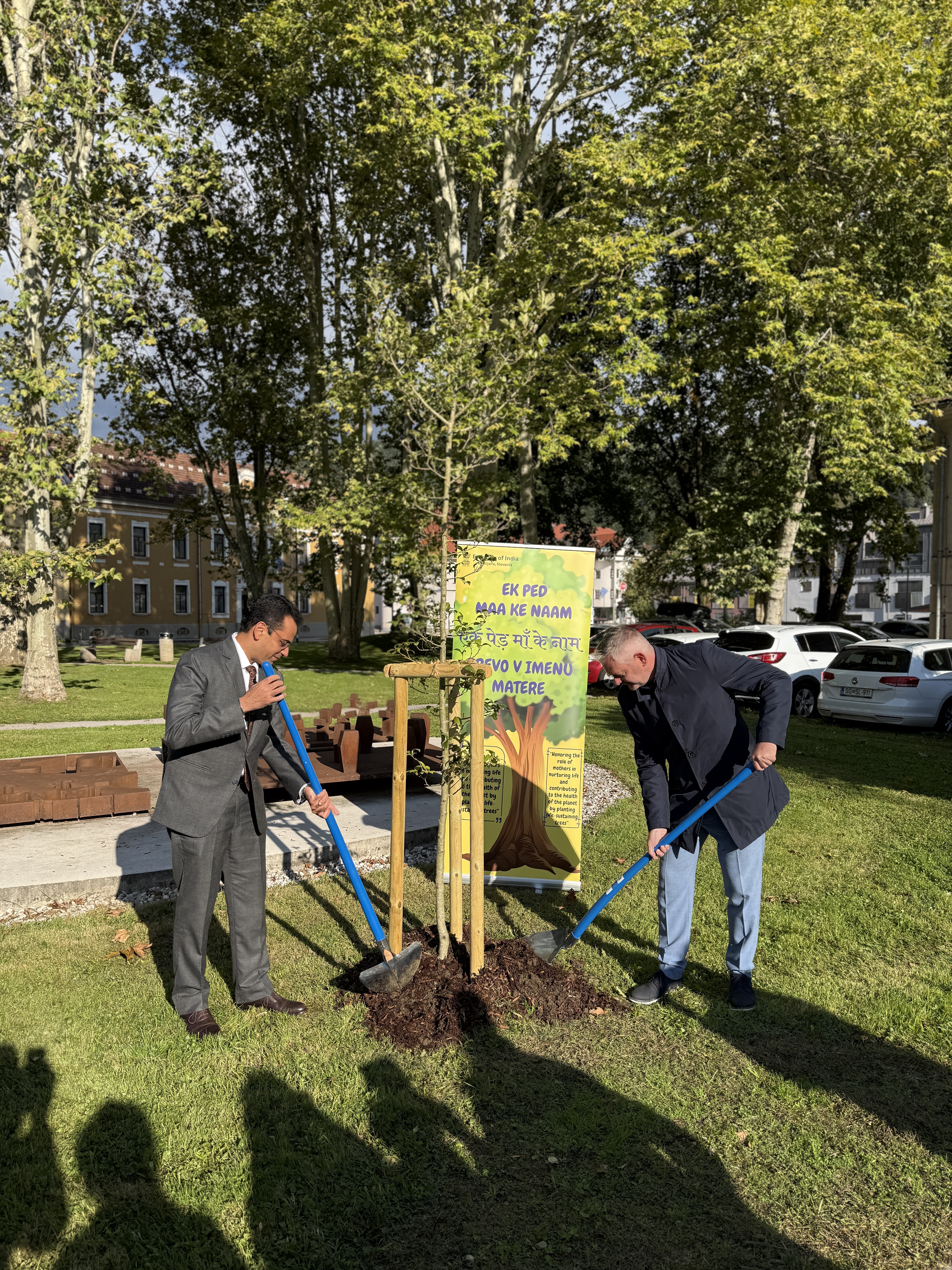 FOTO in VIDEO: Slovenj Gradec je obiskal indijski veleposlanik Amit Narang