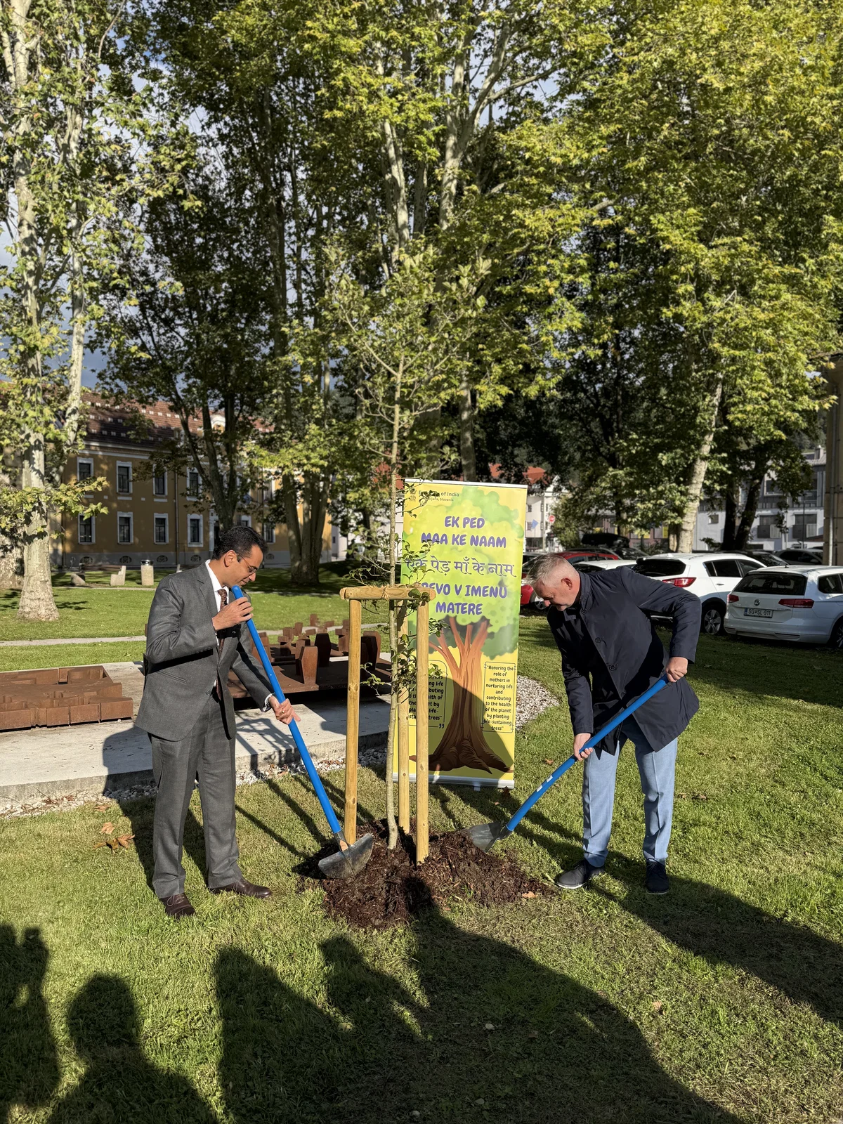FOTO in VIDEO: Slovenj Gradec je obiskal indijski veleposlanik Amit Narang
