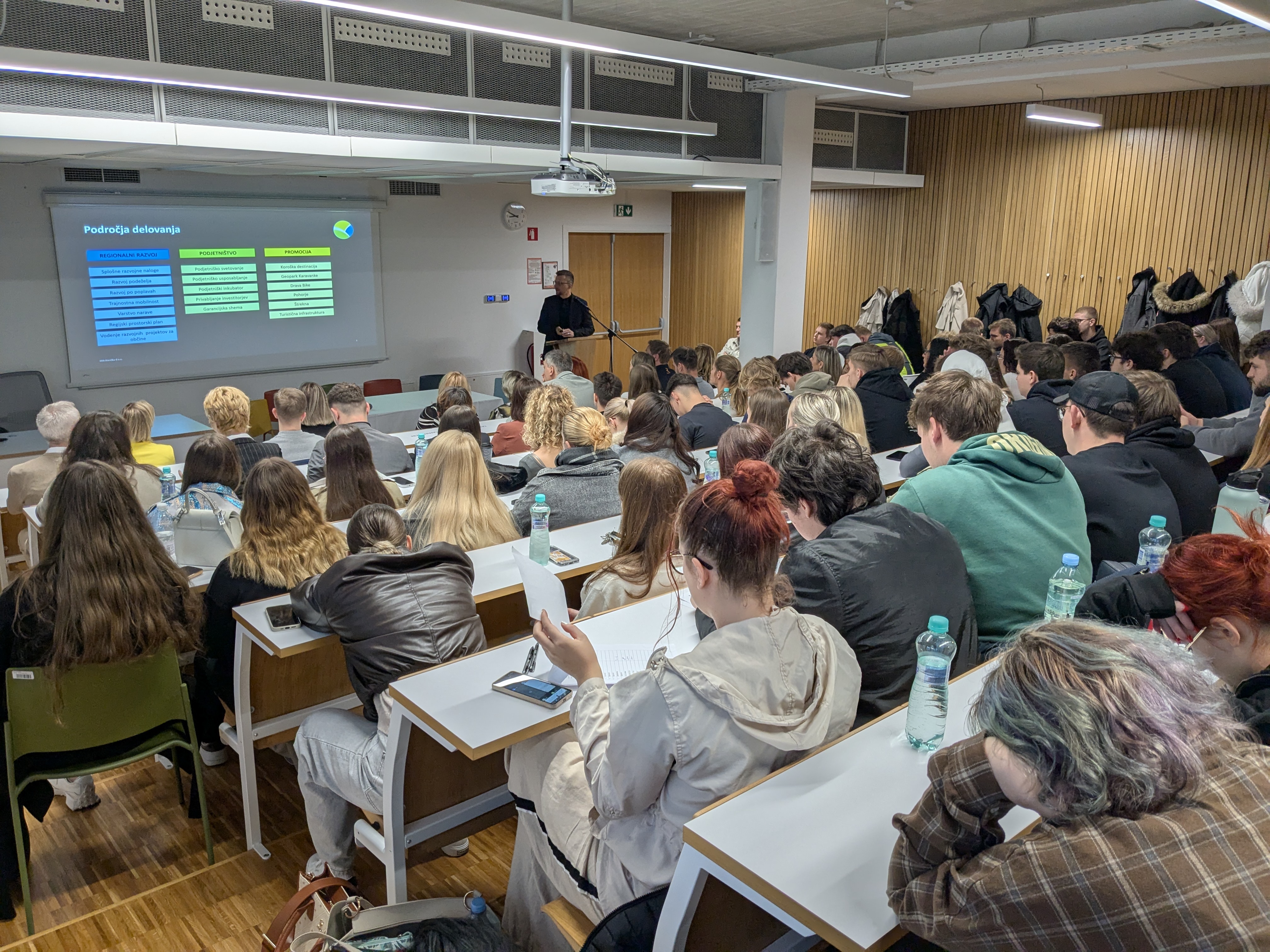 Na Višji strokovni šoli Slovenj Gradec so se srečali delodajalci, mentorji, predavatelji in študenti