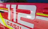 V Mislinji vozilo zdrsnilo pod rob gozdne ceste, posredovali gasilci