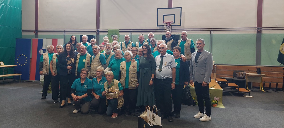 Društvo gobarjev Ježek Muta-Vuzenica proslavilo visok jubilej ob tradicionalni Ježkarjadi