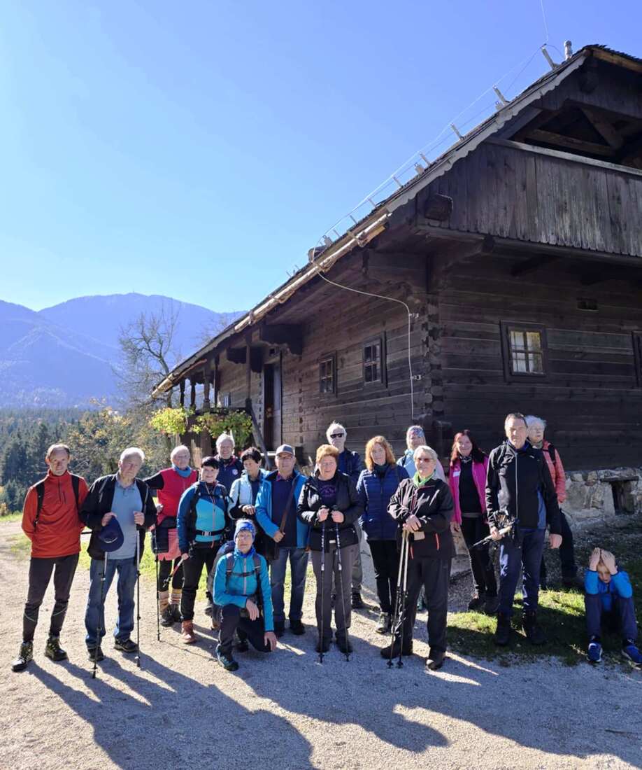 (FOTO) Včerajšnji Pohod po Vorančevi poti dobro obiskan