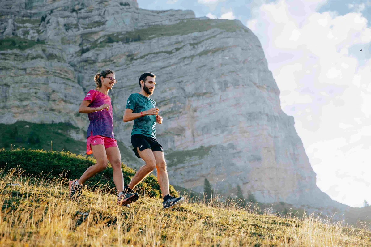 Oprema za trail tek – varnost na prvem mestu