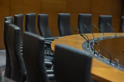 Za volitve v DZ vloženih 18 kandidatnih list