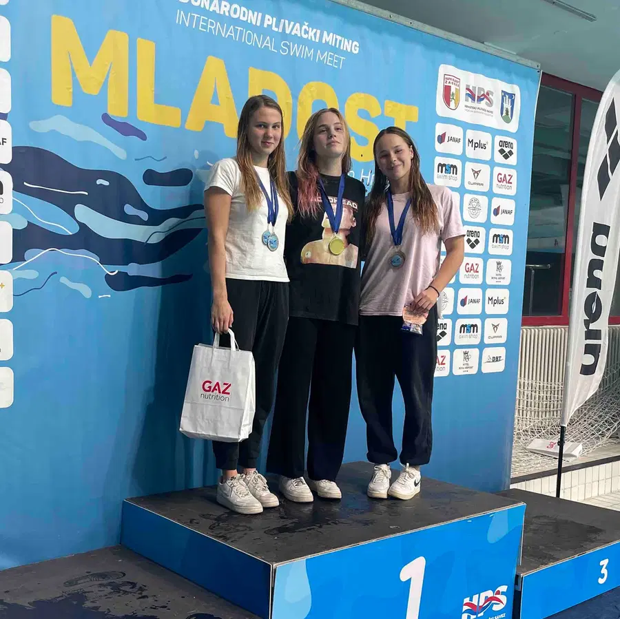 FOTO: Uspešen vikend plavalcev Fužinarja na mitingu Mladost v Zagrebu