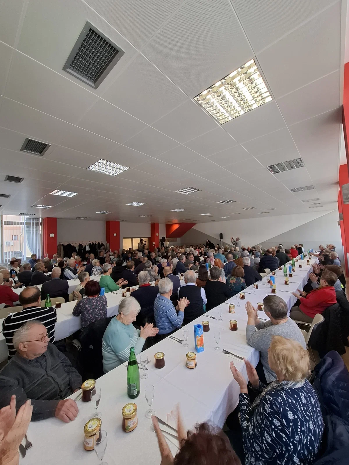 Včeraj župan Franjo Golob gostil srečanje starejših občanov v Vuzenici