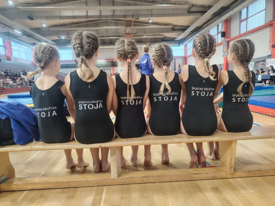 FOTO: Izjemen uspeh ŠD Stoja na Državnem prvenstvu v akrobatiki in TeamGymu