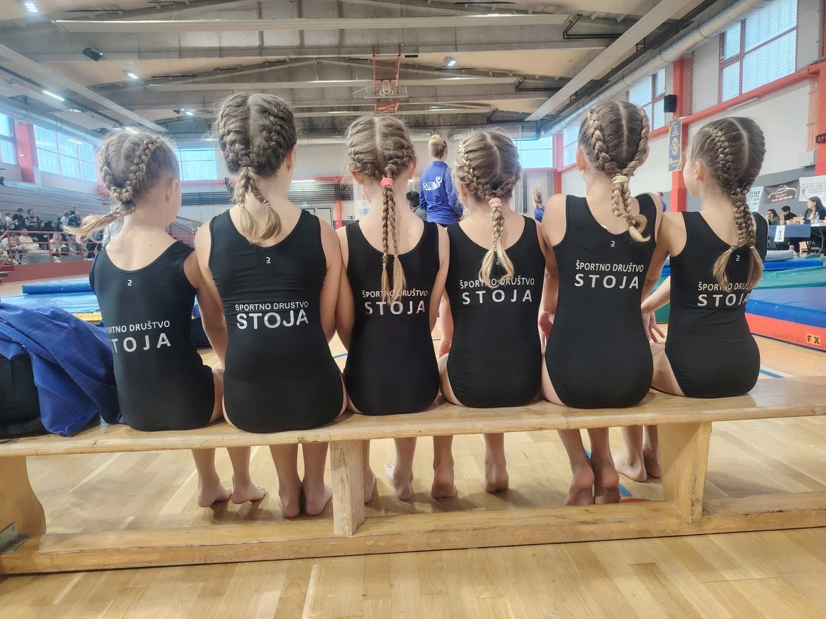 FOTO: Izjemen uspeh ŠD Stoja na Državnem prvenstvu v akrobatiki in TeamGymu