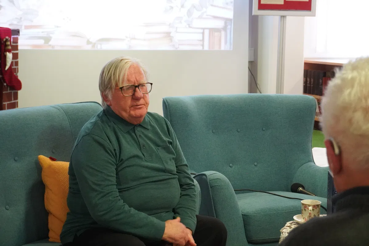 Voranc izpod Partljičevega peresa: Vabljeni na literarni večer v Kotlje