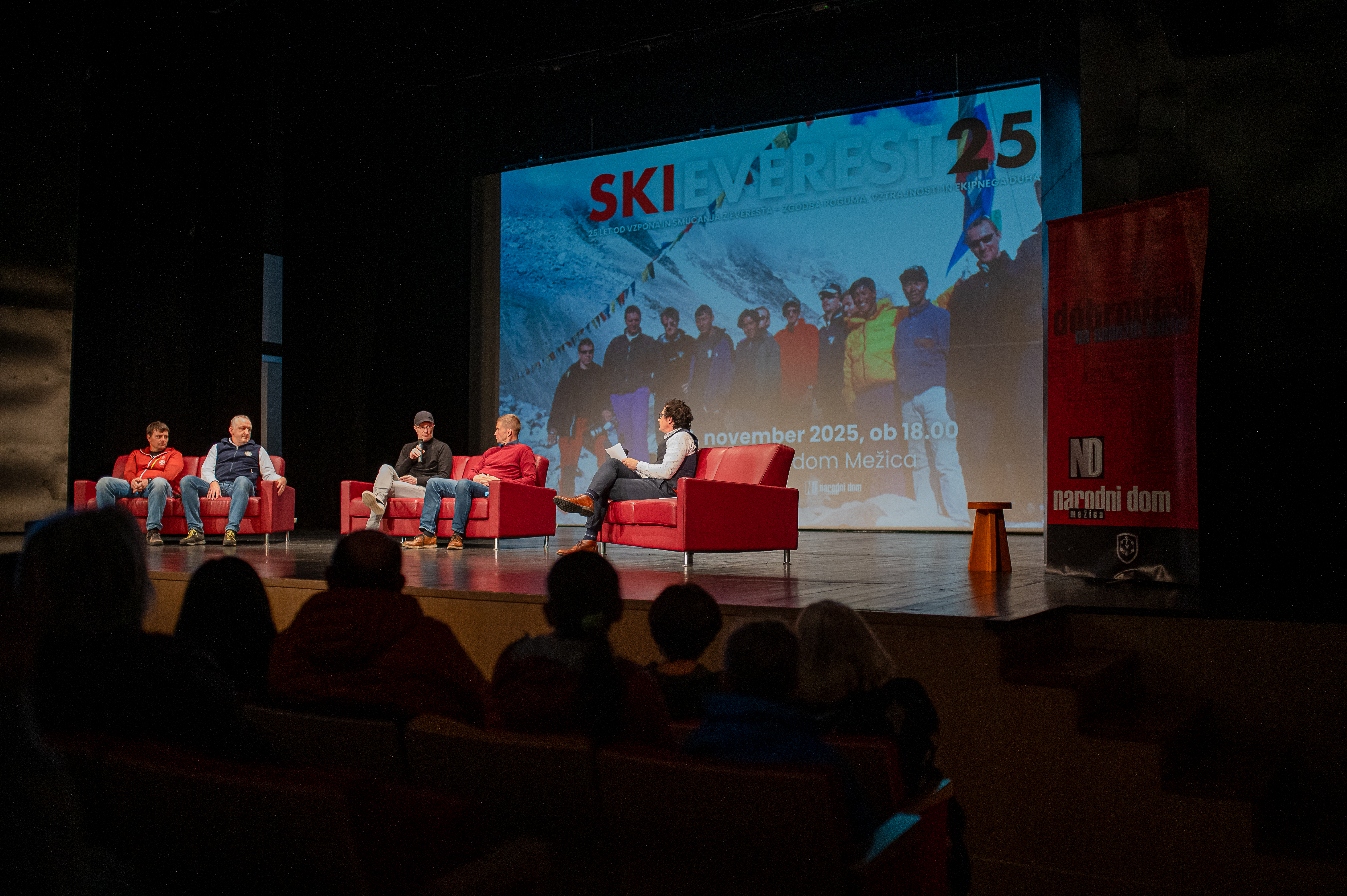 EVEREST 25: 25 let od vzpona in smučanja z Everesta (FOTO)