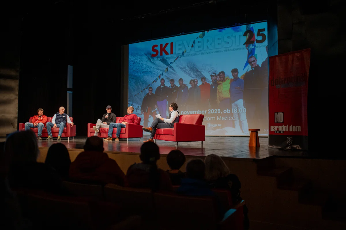 EVEREST 25: 25 let od vzpona in smučanja z Everesta (FOTO)