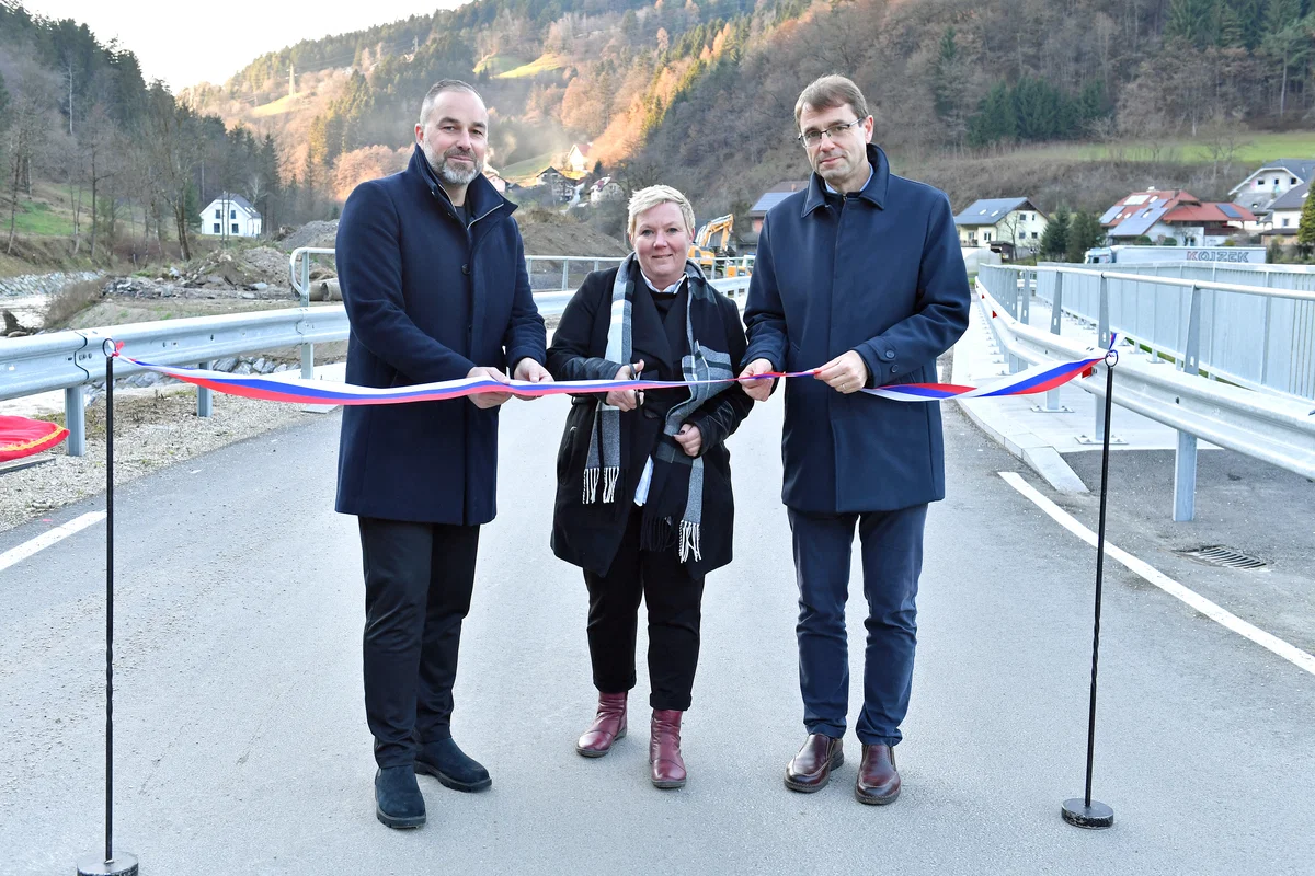 FOTO: Na Dobrijah slovesno odprli nov most