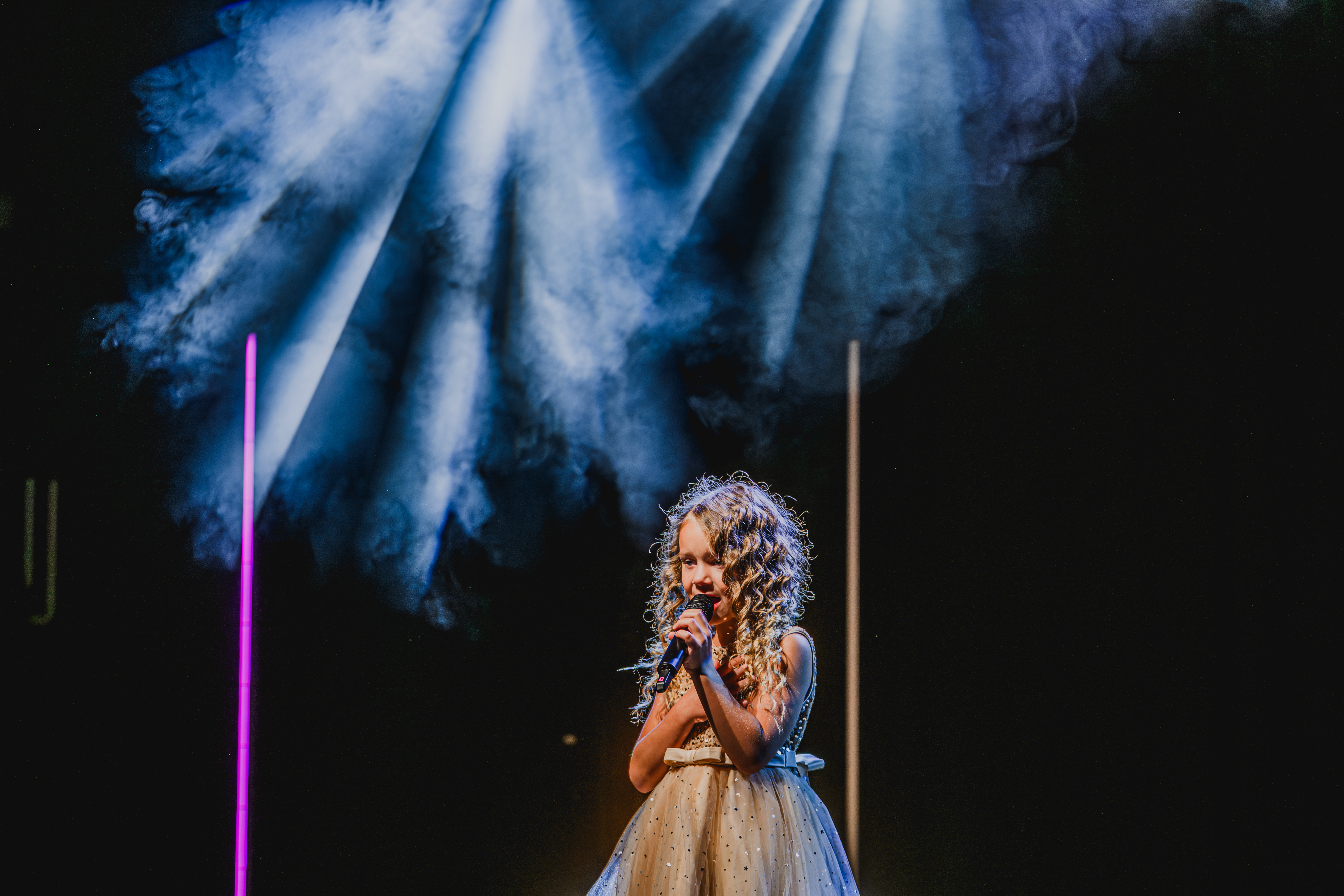 (VIDEO) Zoja Krasnik z novo glasbeno zgodbo, ujeto v spomin