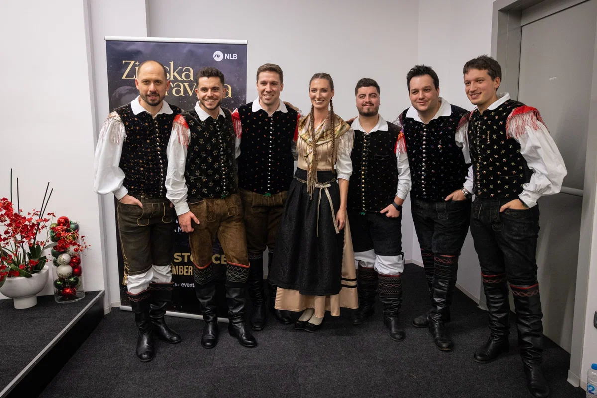 Ansambel Saša Avsenika na noge dvignil polne Stožice