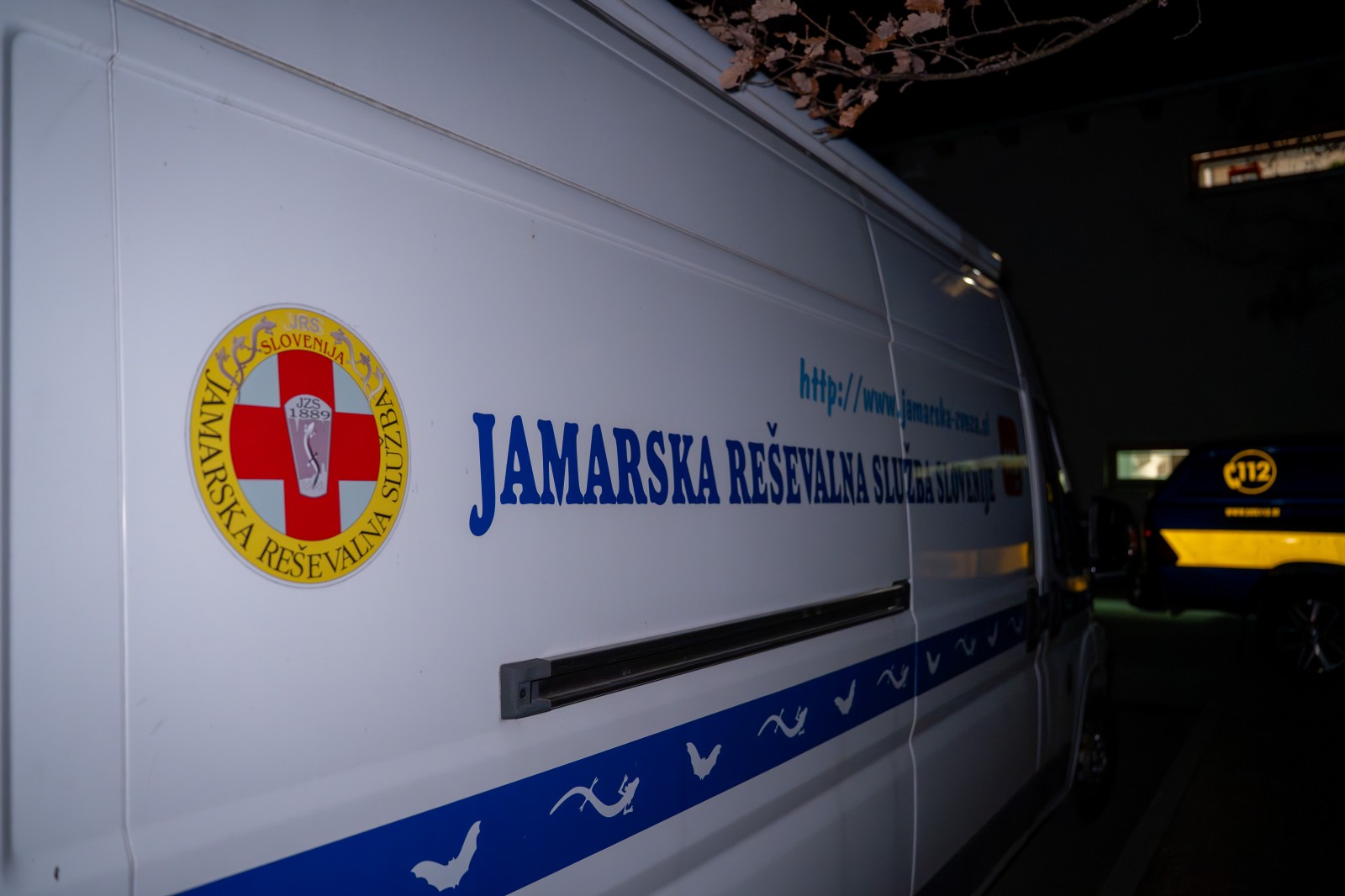 Umrlega potapljača ponoči prenesli iz Škocjanskih jam