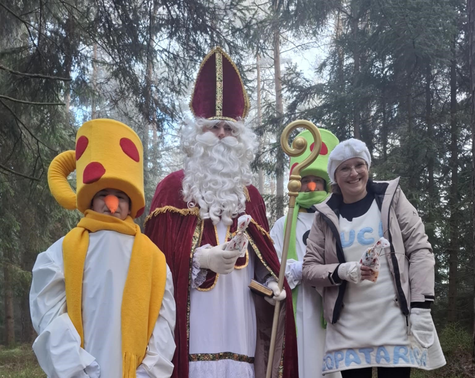 Gozdna igralnica vabi v pravljični gozd z Miklavžem