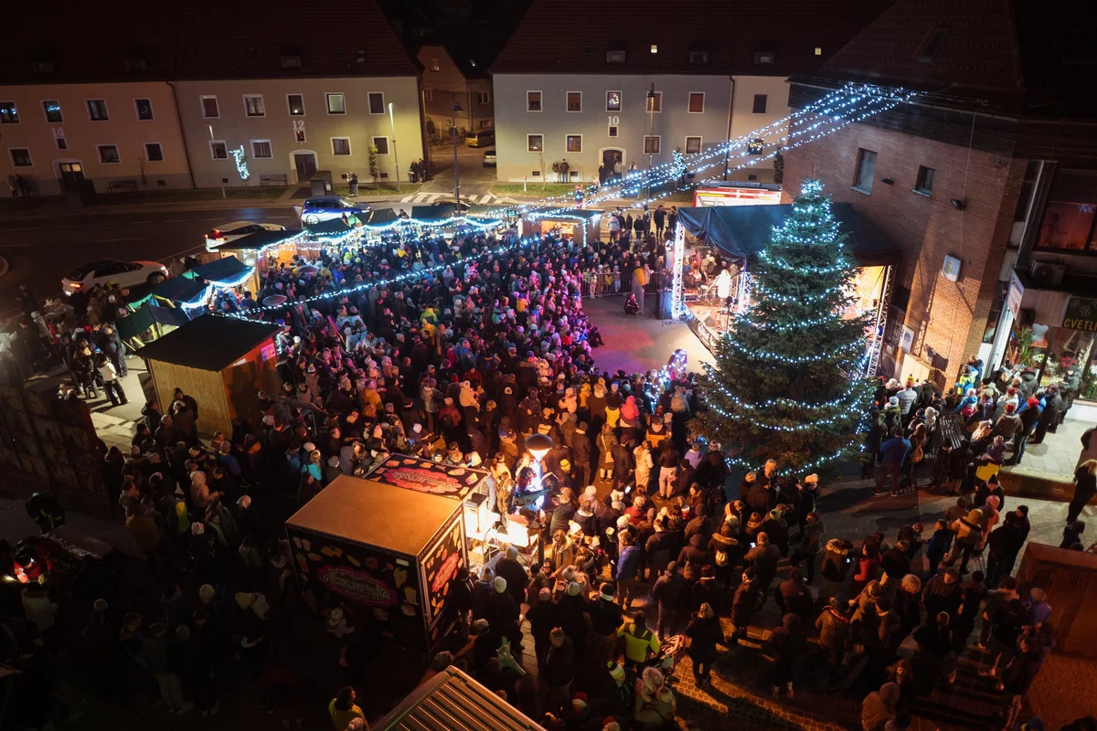 Prvi teden Čarobnega decembra v mestu v znamenju otroškega veselja in Miklavževanja