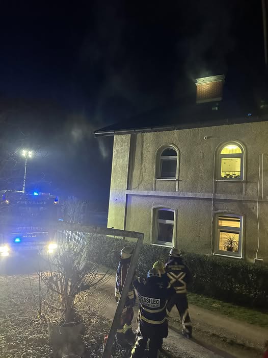 Na Prevaljah gasilci zopet posredovali na dimniškem požaru