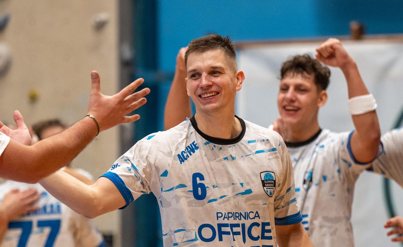 Rokomet: RK Slovenj Gradec na prvi tekmi na gostovanje proti Svišu