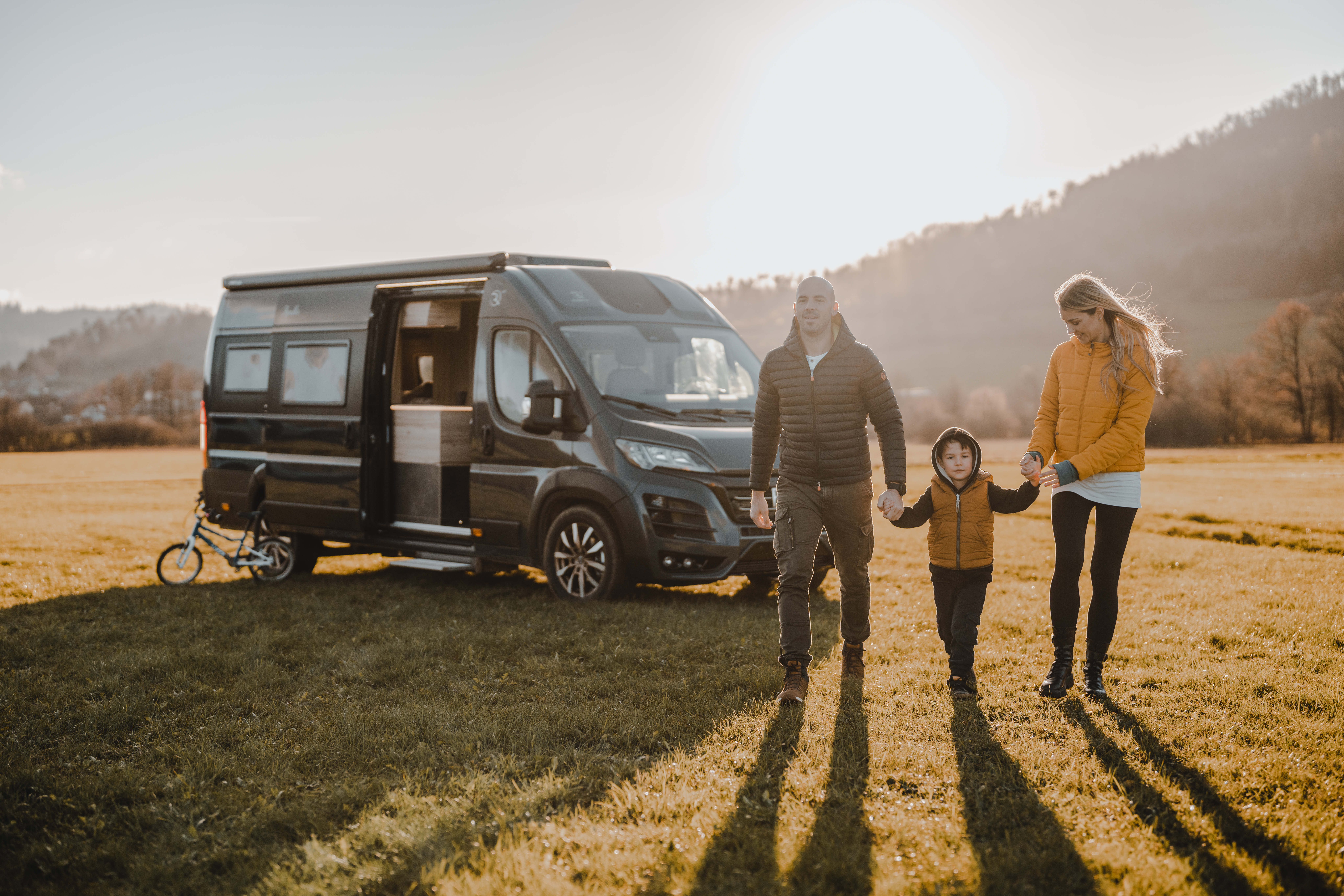 Robeta zaključuje uspešno leto 2025 - nova lokacija, rast ekipe in vznemirljive novosti za prihodnost