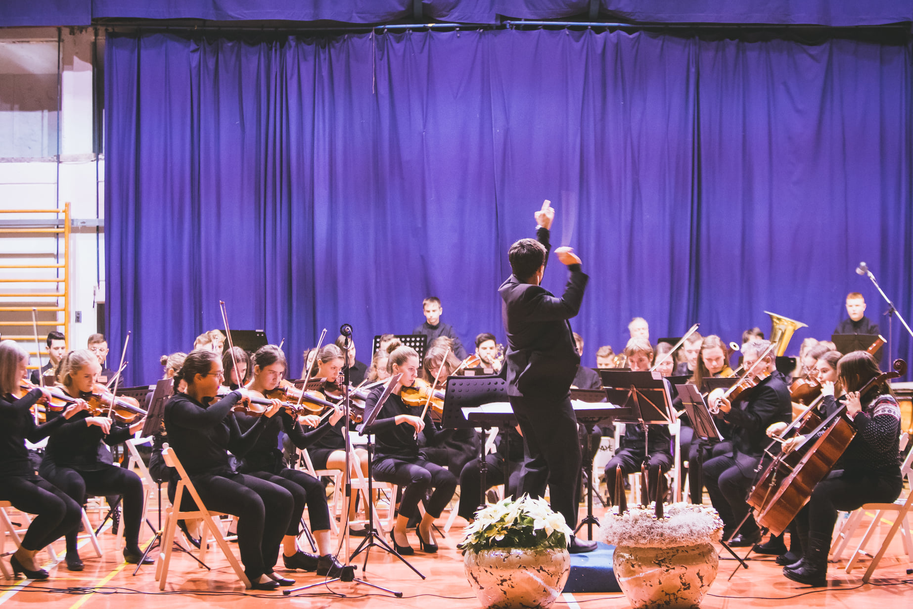 Miklavž prinaša tradicionalno glasbeno darilo: Koncert Koroških simfonikov