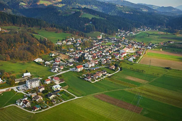 Zelena luč kmetijskega ministrstva za slovenjgraško južno obvoznico, del občanov proti