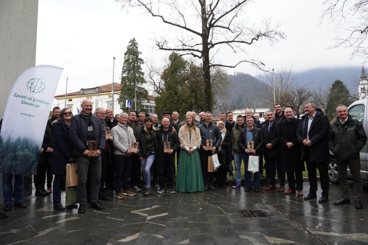 Danilo in Alenka Kotnik sta najbolj skrbna lastnika gozdov ZGS na območju OE Slovenj Gradec