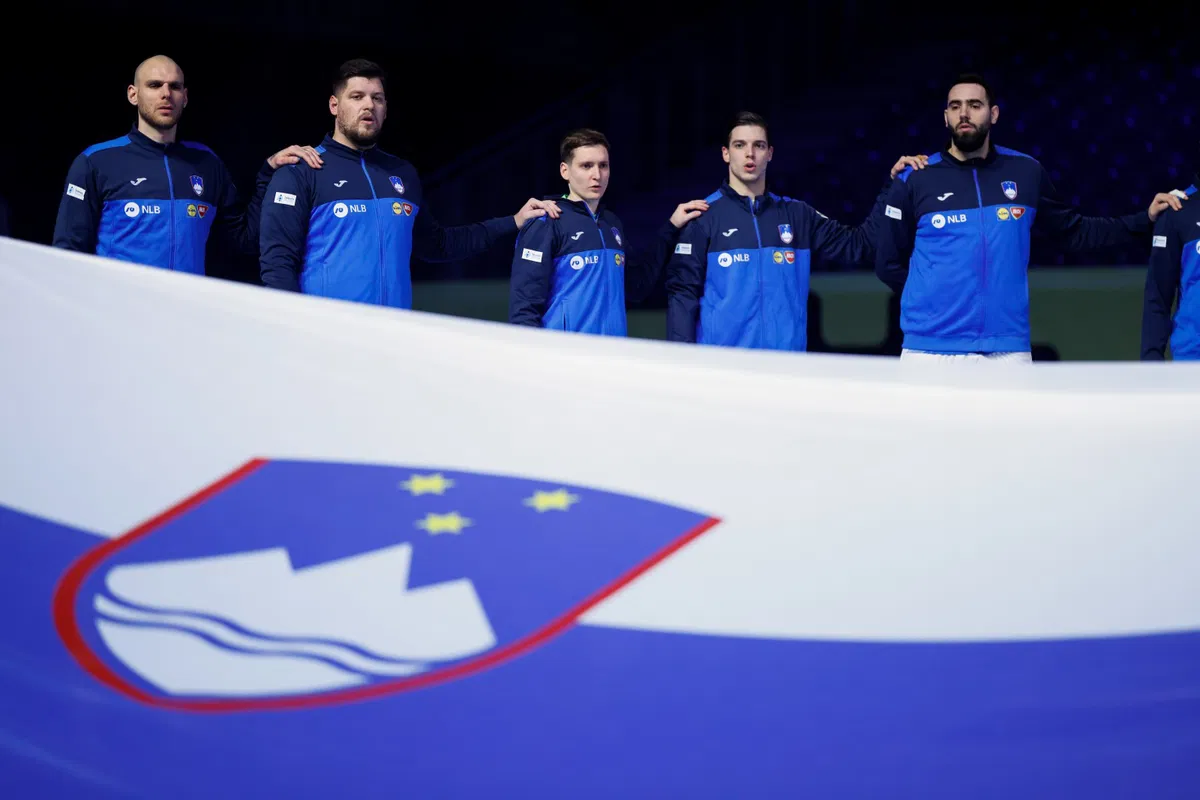 Začenja se glavni del EP: Kdaj in s kom bodo moči merili slovenski rokometaši?