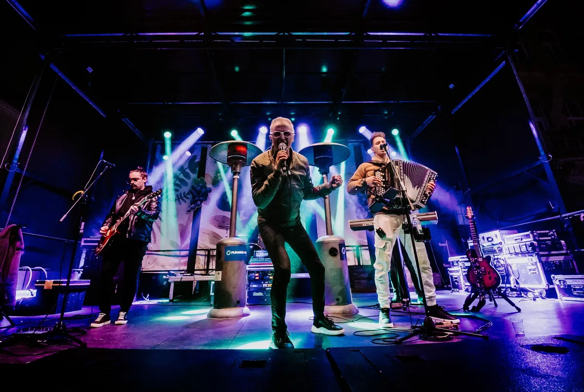 Nore zabave na Kopah: Zaplešite s skupino Mambo Kings