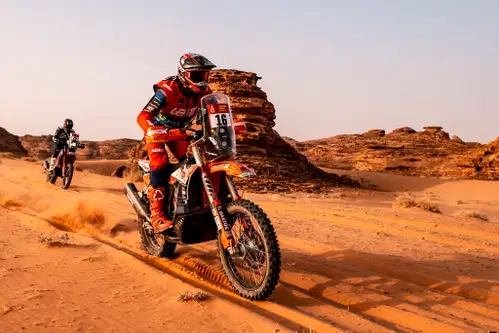 Dakar 2026: Pomoč sotekmovalcu Muleca stala 20 minut časovne izgube