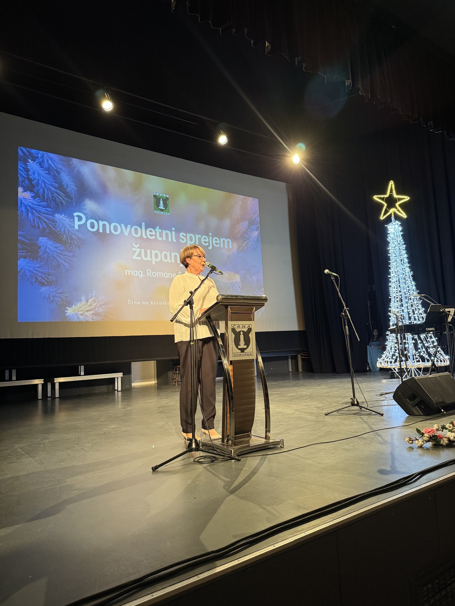 V Črni gradijo dom starejših in blok, želijo tudi prizidek k vrtcu