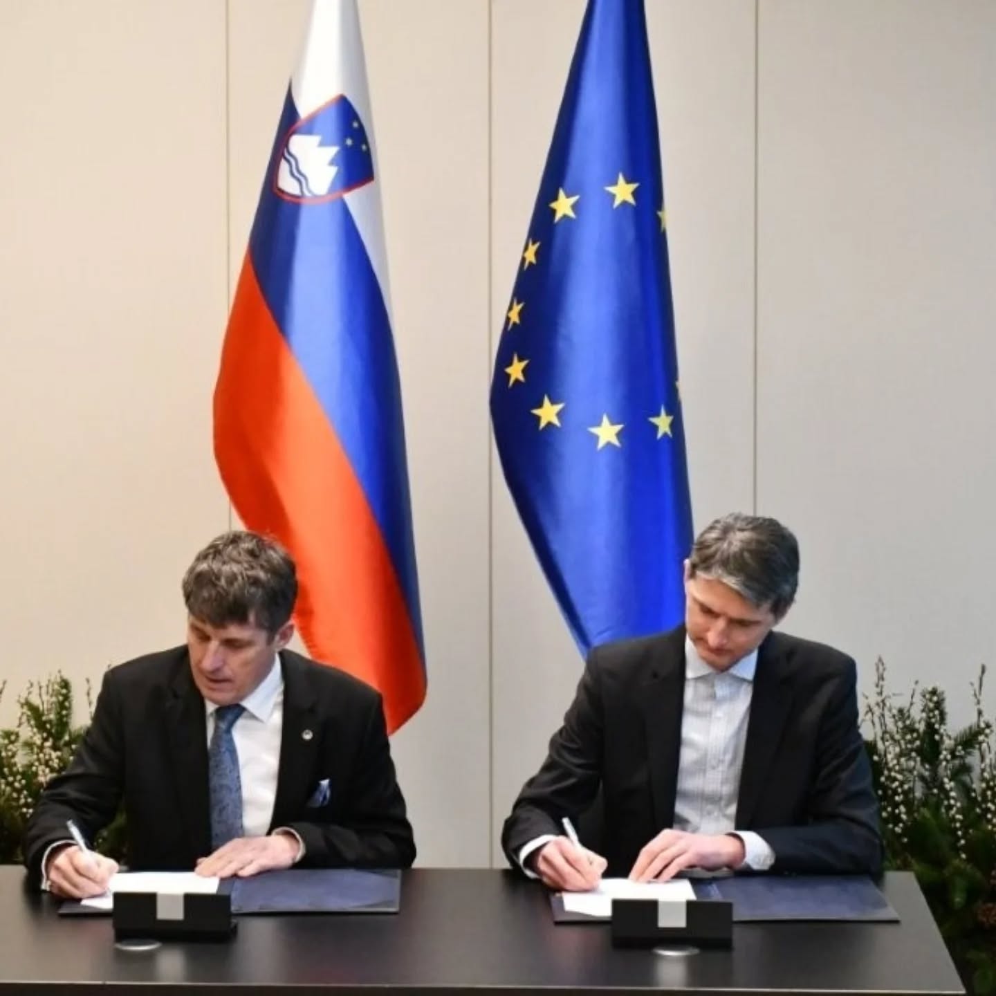 Nezgodnemu zavarovanju prostovoljnih gasilcev prižgana zelena luč