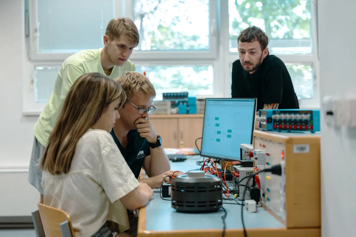 Posebno priznanje za študentski projekt SolarHEAT na podelitvi nagrad Ed.Vita