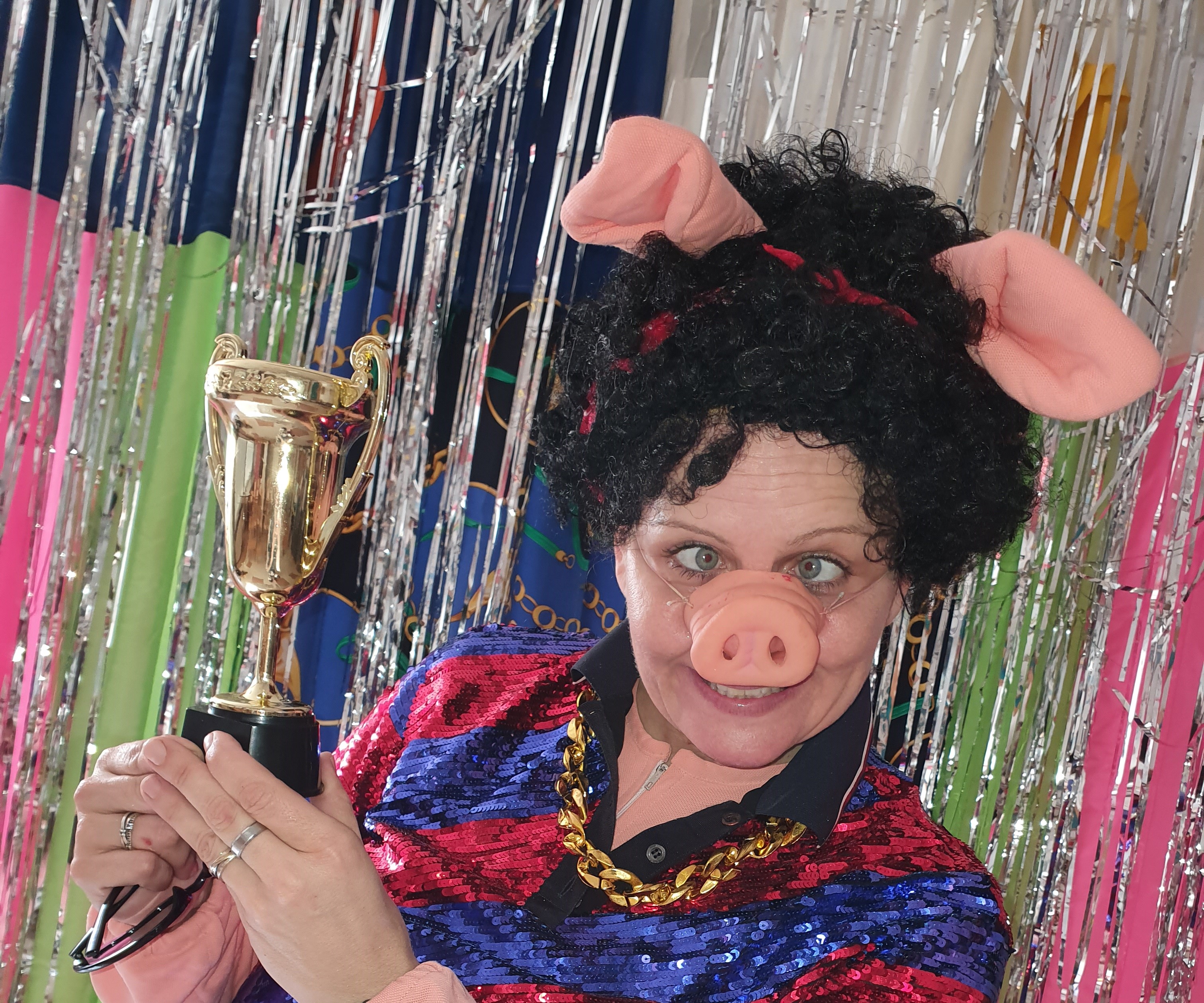 Zaplešite z zvezdami v prikupni predstavi za otroke